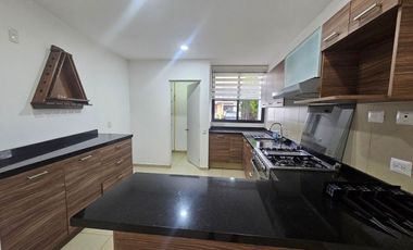 Casa en venta en VISTA BOSQUE 4 habitaciones