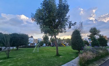 Casa en venta en VISTA BOSQUE 4 habitaciones