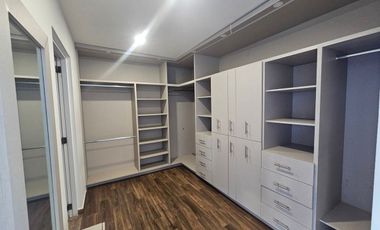 Casa en venta en VISTA BOSQUE 4 habitaciones