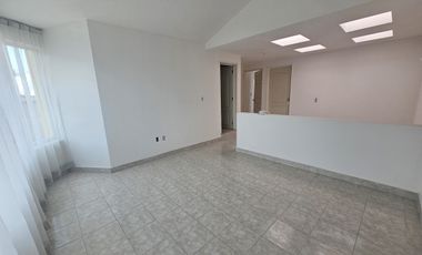 Oficina en venta frente a sendero ejidal