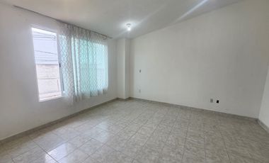 Oficina en venta frente a sendero ejidal