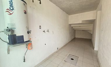 Oficina en venta frente a sendero ejidal