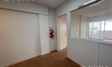 Venta oficina con balcón en Avellaneda