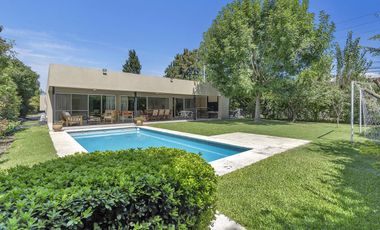 Casa en venta de una planta en Las Liebres