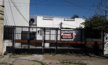 HAEDO 4200 - 2 UNIDADES  - LOTE 180 MTS - FLORIDA - VENDE