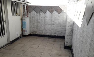 HAEDO 4200 - 2 UNIDADES  - LOTE 180 MTS - FLORIDA - VENDE