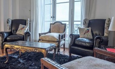 Av. del Libertador 700 - Recoleta