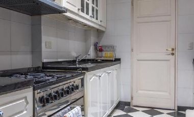 Av. del Libertador 700 - Recoleta