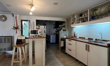 Casa en venta - 4 Dormitorios 2 Baños - Villa Gesell