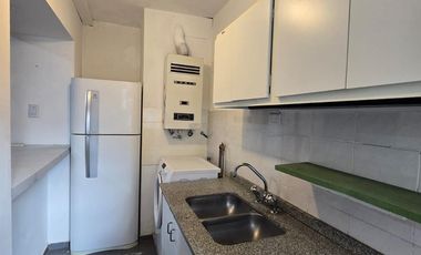 Alquilo dpto: 1 Dormitorio con dos Balcones - Piso alto - Bº Nueva Cordoba