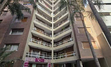 Alquilo dpto: 1 Dormitorio con dos Balcones - Piso alto - Bº Nueva Cordoba