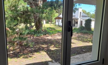 Casa en venta - 1 Dormitoio 1 Baño - Cochera - 150Mts2 - Las Lomas de Miramar