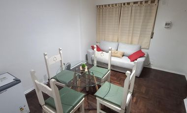 DEPARTAMENTO 1 DORM - AMOBLADO - AV. VELEZ SARSFIELD 200 - B° CENTRO