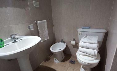 DEPARTAMENTO 1 DORM - AMOBLADO - AV. VELEZ SARSFIELD 200 - B° CENTRO