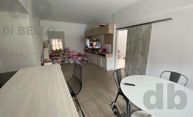 Venta imperdible casa, zona centrica