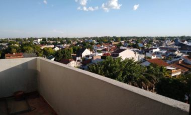 Departamento en venta - 4 Dormitorios 2 Baños - Cochera - 103Mts2 - Béccar, San Isidro