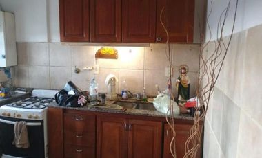 Departamento en venta - 4 Dormitorios 2 Baños - Cochera - 103Mts2 - Béccar, San Isidro