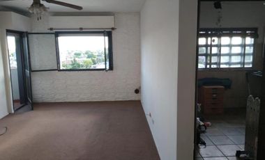 Departamento en venta - 4 Dormitorios 2 Baños - Cochera - 103Mts2 - Béccar, San Isidro