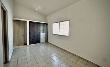 DEPARTAMENTO EN RENTA PLANTA ALTA