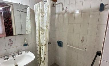 Casa en venta - 2 Dormitorios 1 Baño - Aguas Verdes
