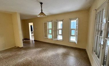 Casa en venta - 2 Dormitorios 1 Baño - Aguas Verdes