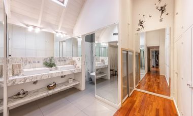 Casa en ALQUILER en Acassuso - San Isidro