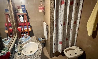 Impecable Inmueble en una planta a 3 cds de la Avda - 3dorm - 2baños!!!