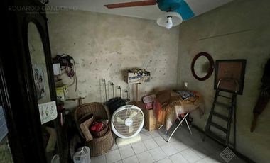 Impecable Inmueble en una planta a 3 cds de la Avda - 3dorm - 2baños!!!