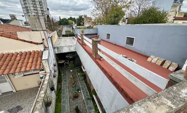 Impecable Inmueble en una planta a 3 cds de la Avda - 3dorm - 2baños!!!