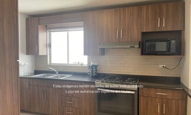 Casa en Renta en Cumbres Santa Clara