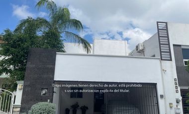 Casa en Renta en Cumbres Santa Clara