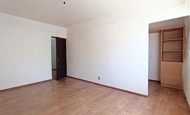 DEPARTAMENTO EN RENTA !!   ¡Vive en el Corazón de Chapalita!