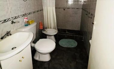 Casa en venta - 3 Dormitorios 1 Baño - Necochea