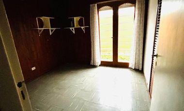 Casa en venta - 3 Dormitorios 1 Baño - Necochea