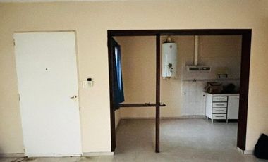 Casa en venta - 3 Dormitorios 1 Baño - Necochea