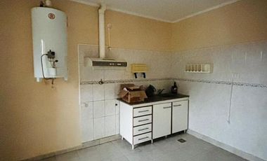 Casa en venta - 3 Dormitorios 1 Baño - Necochea