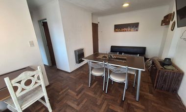 DPTO 1 DORMITORIO AMOBLADO - RIOJA AL 100 - B° CENTRO