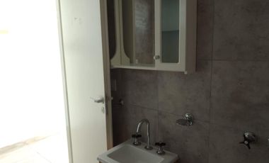 DEPARTAMENTO MONOAMBIENTE PARA ALQUILAR EN BANFIELD
