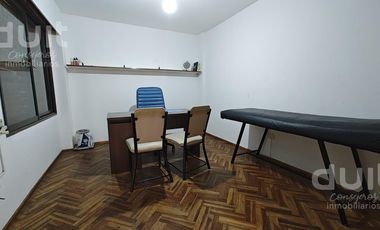 Departamento con cochera en Nueva Cordoba de 60m2, Rondeau casi Balcarce piso 5to!