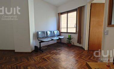 Departamento con cochera en Nueva Cordoba de 60m2, Rondeau casi Balcarce piso 5to!