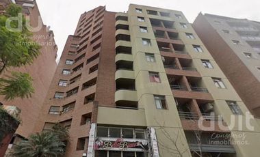 Departamento con cochera en Nueva Cordoba de 60m2, Rondeau casi Balcarce piso 5to!