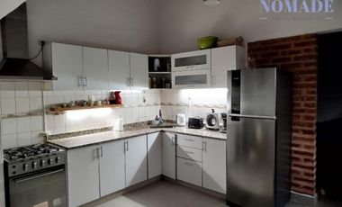 EN VENTA casa en Bº Los olivos, General Roca.
