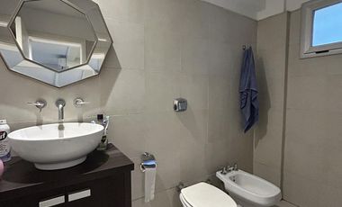 Venta de departamento 2 ambientes con balcón en Berazategui