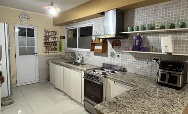 Casa en alquiler temporario - 2 Dormitorios 1 Baño - Necochea