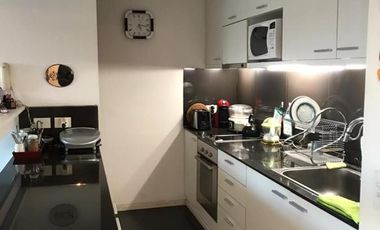 Departamento 3 ambientes en complejo de categoría. Cochera. Baulera. Terraza propia. - Olivos