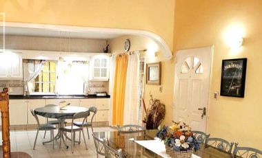 Casa a la venta  en country Banco Provincia