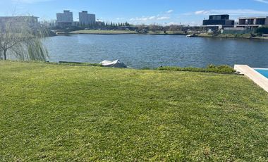 Muy Linda Casa en Virazon Alquiler.