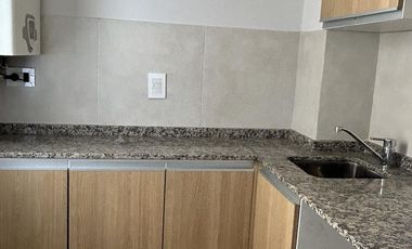 Departamento 3 amb. con cochera cubierta - Remedios De Escalada