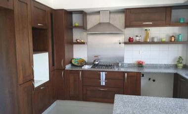 Departamento en alquiler - 3 Dormitorios 2 Baños - Saavedra