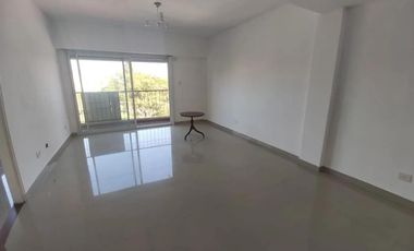 Departamento en alquiler - 3 Dormitorios 2 Baños - Saavedra